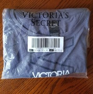 Victoria's Secret Tops - Victoria's Secret Sport tank Victoria's Secret Tops - Victoria's Secret Sport tank